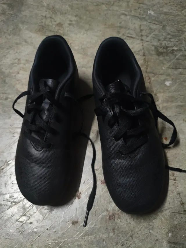 Botas de fútbol Adidas Negras solo un uso