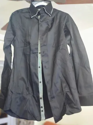 Camisa Negra Hombre C&A Talla M