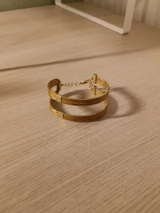 Bracciale dorato multistrato