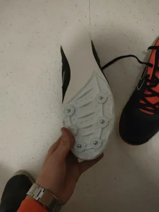 Zapatillas Atletismo Pista Clavos