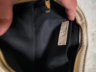 Bolso Zara mujer beige cadena dorada