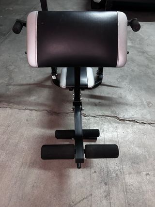 máquina de gimnasio + pesos