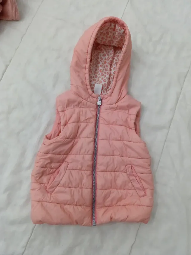 Chaleco niña rosa con capucha