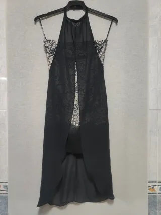 Vestido con capa gasa negro y estampado