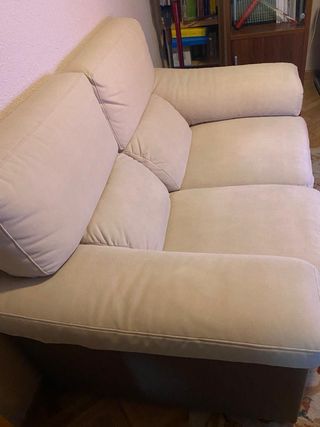 Sofá de tela beige 2 plazas