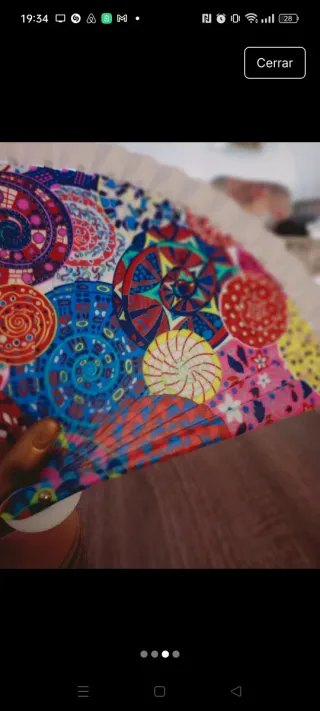 Abanico de plástico y tela. Nuevo