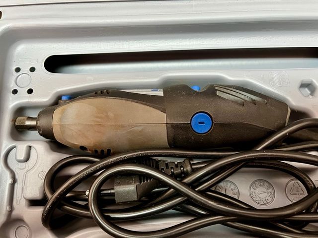 DREMEL 300 Series Herramienta Rotatoria