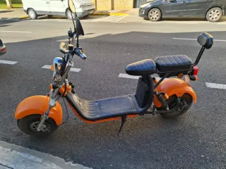 Moto Eléctrica Naranja Ciclomotor