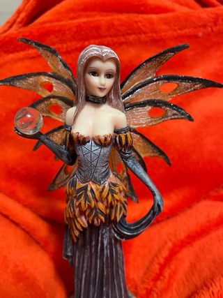 Fata les alpes con targhetta portafortuna