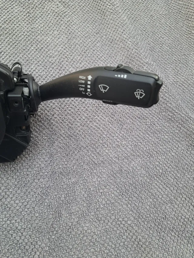 Mando multifuncion e Intermitentes Audi A5 8T