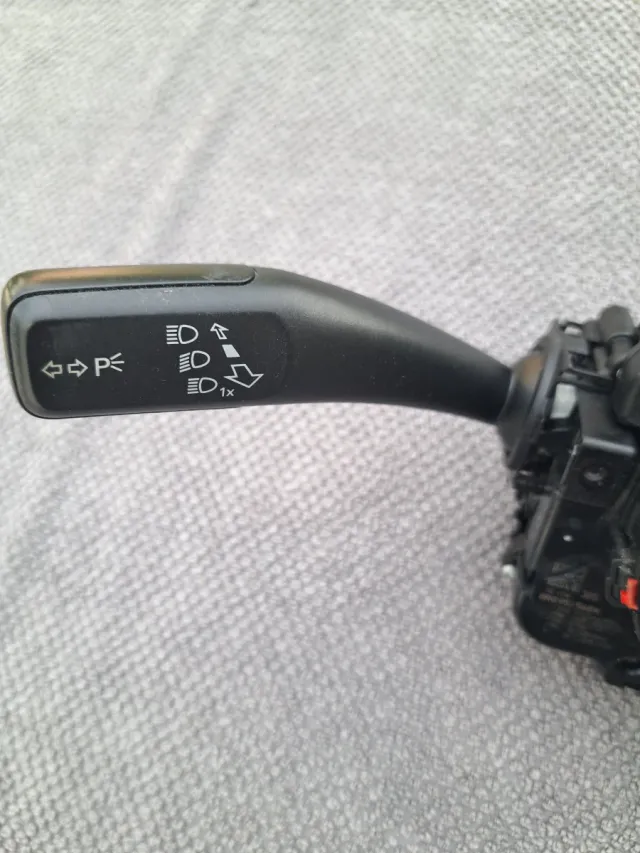 Mando multifuncion e Intermitentes Audi A5 8T