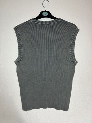 Chaleco Bershka gris talla M