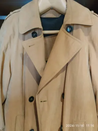 Gabardina Mujer anaranjada,con forro desmontable.