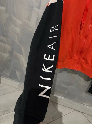 Felpa Nike corta rossa