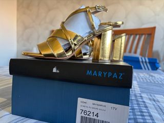 Sandalias tacón MARYPAZ doradas talla 38