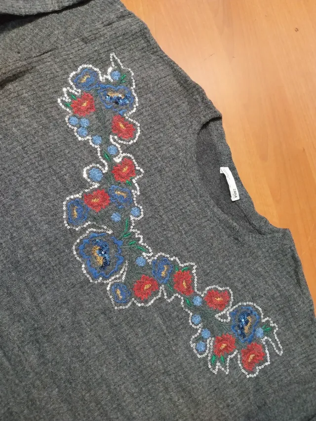 Jersey Zara Mujer Gris Bordado Flores