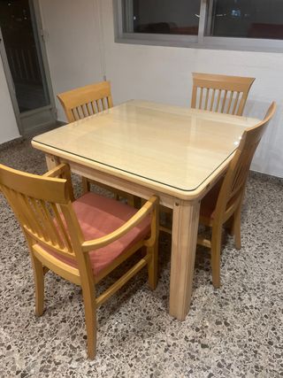 Mesa Comedor Extensible con 4 Sillas