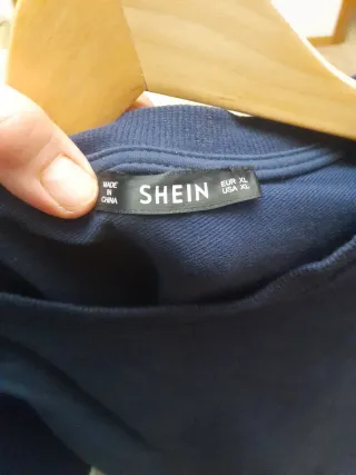 Jersey Shein XL Manga Larga