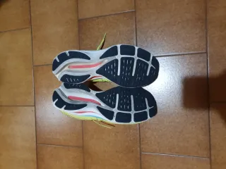 Zapatillas Mizuno Wave Rider 25 Amarillas