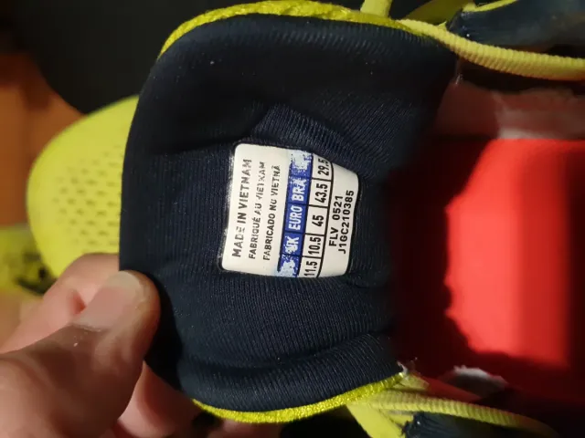 Zapatillas Mizuno Wave Rider 25 Amarillas