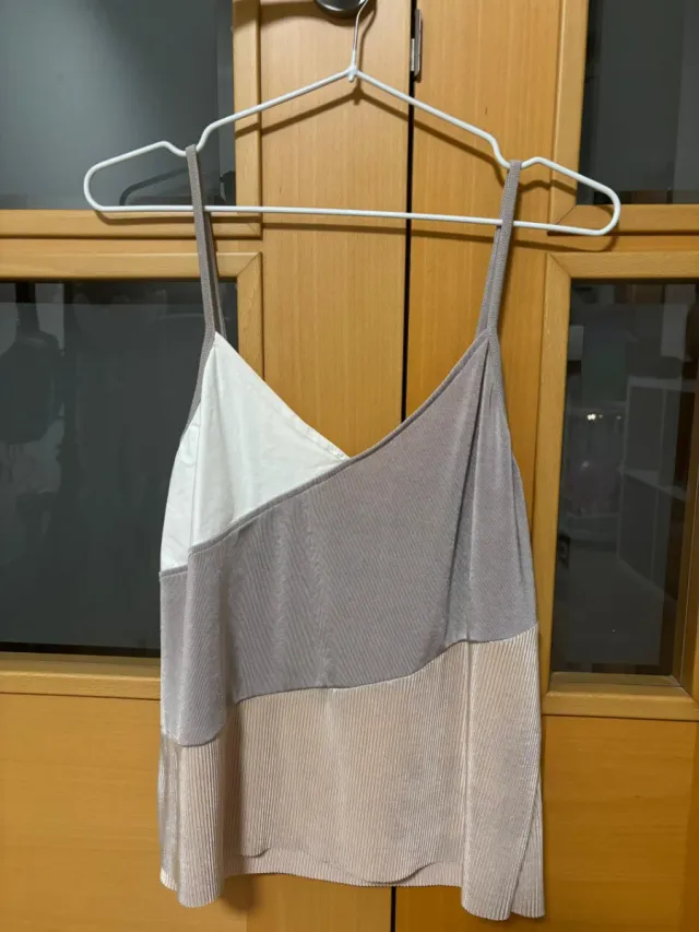 Top Tricolor Beige, Gris y Blanco