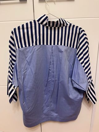 Camisa Rayas Azul y Blanco Carolina Herrera