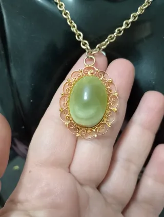 Collana con ciondolo onice dorato