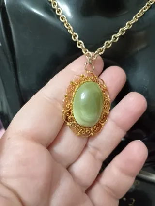 Collana con ciondolo onice dorato