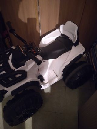Quad infantil blanco