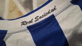 Camiseta Real Sociedad Kraft Profesional