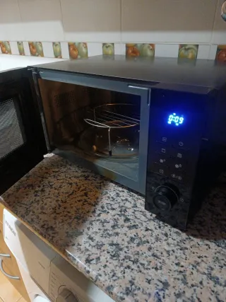 Microondas Taurus Negro