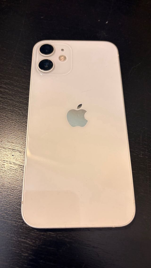 iPhone 12 mini como nuevo