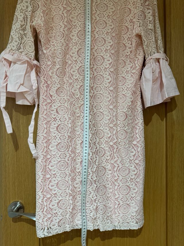 Preciosos vestidos .. Lote dos vestidos de encaje