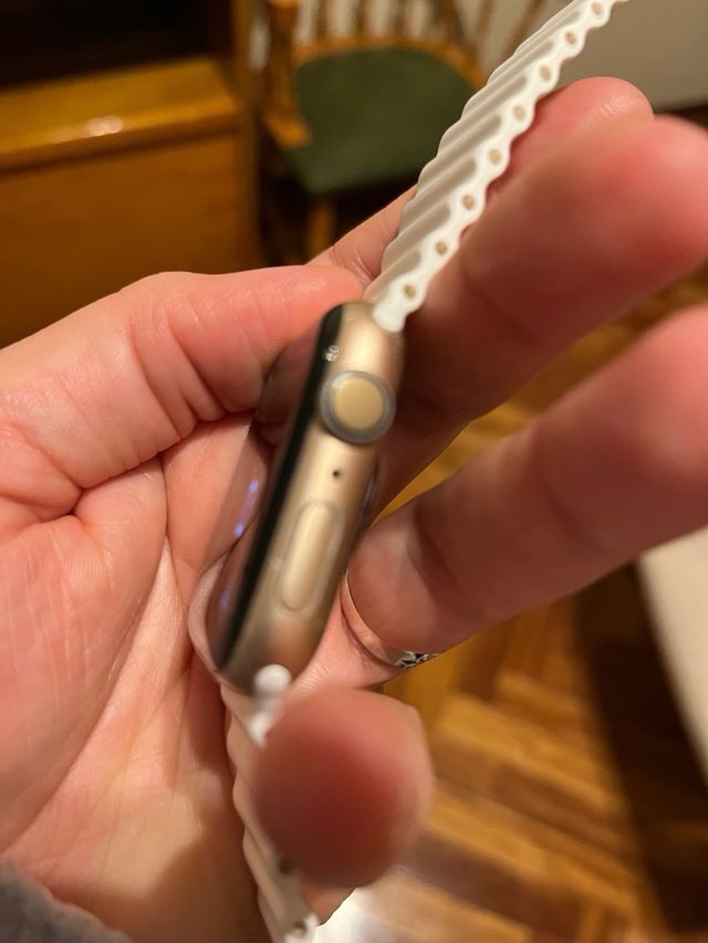 Apple Watch Series 4 Oro Blanco