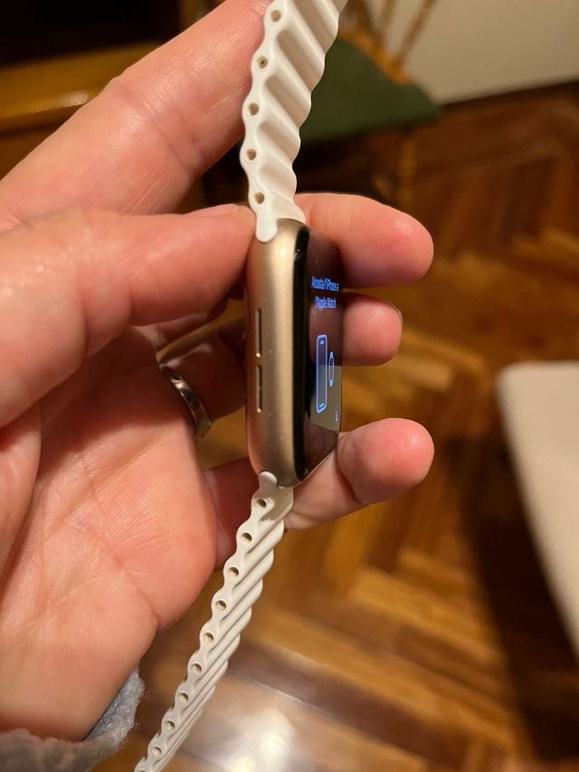 Apple Watch Series 4 Oro Blanco