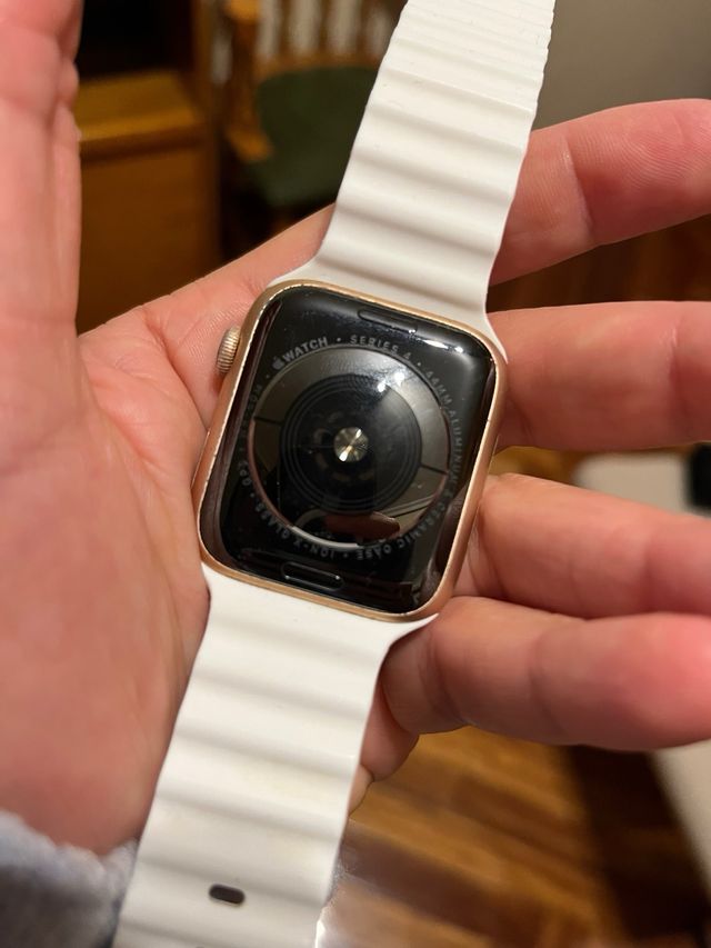 Apple Watch Series 4 Oro Blanco