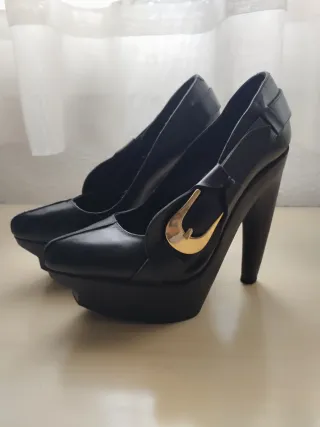 Zapatos de tacón Juanjo Oliva Fosco negros