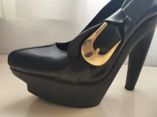 Zapatos de tacón Juanjo Oliva Fosco negros