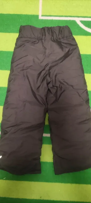 Pantalón de esquí para niño 6 años.