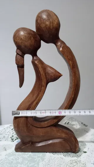Figura Madera Pareja Beso