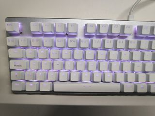 Teclado gaming SERIKE V2. NEWSKILL. Full layout.