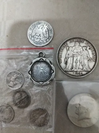 monedas de  plata