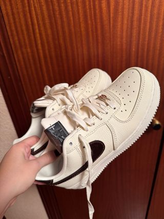Zapatillas Nike Air Force 1 Beige T.39