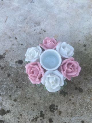 Portacandele in porcellana con rose