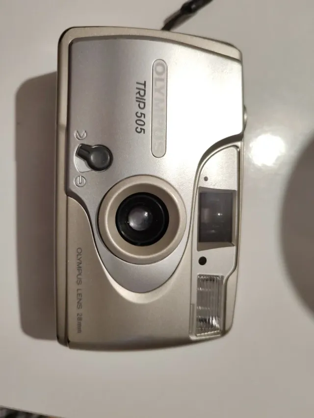 Kit Fotocamera Olympus Trip 505