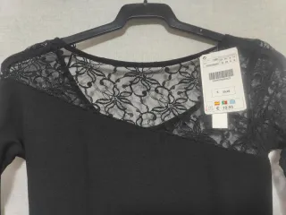 Vestido negro con encaje