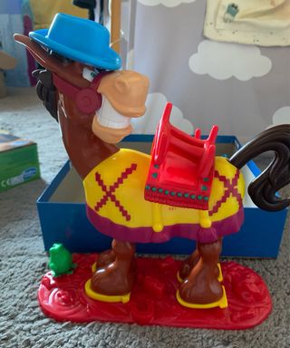 Tozudo Hasbro Juego de Mesa