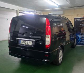 Mercedes-Benz Viano 2010