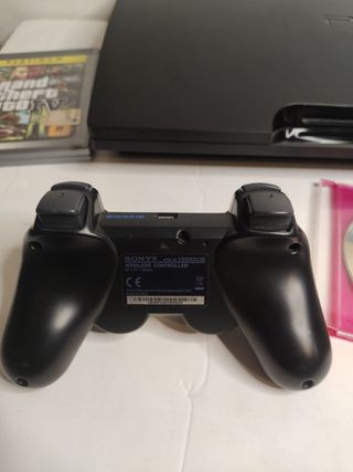 PS3 Slim Nera con giochi