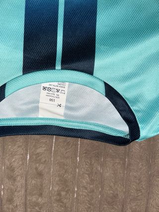 2 equipaciones fútbol niño talla S